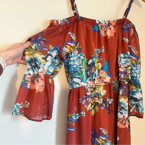 3/$15 Women’s Maxi Tropical Floral Dress Size Medium - Picture 3 of 7